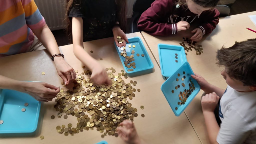 Segregacja pieniędzy.
