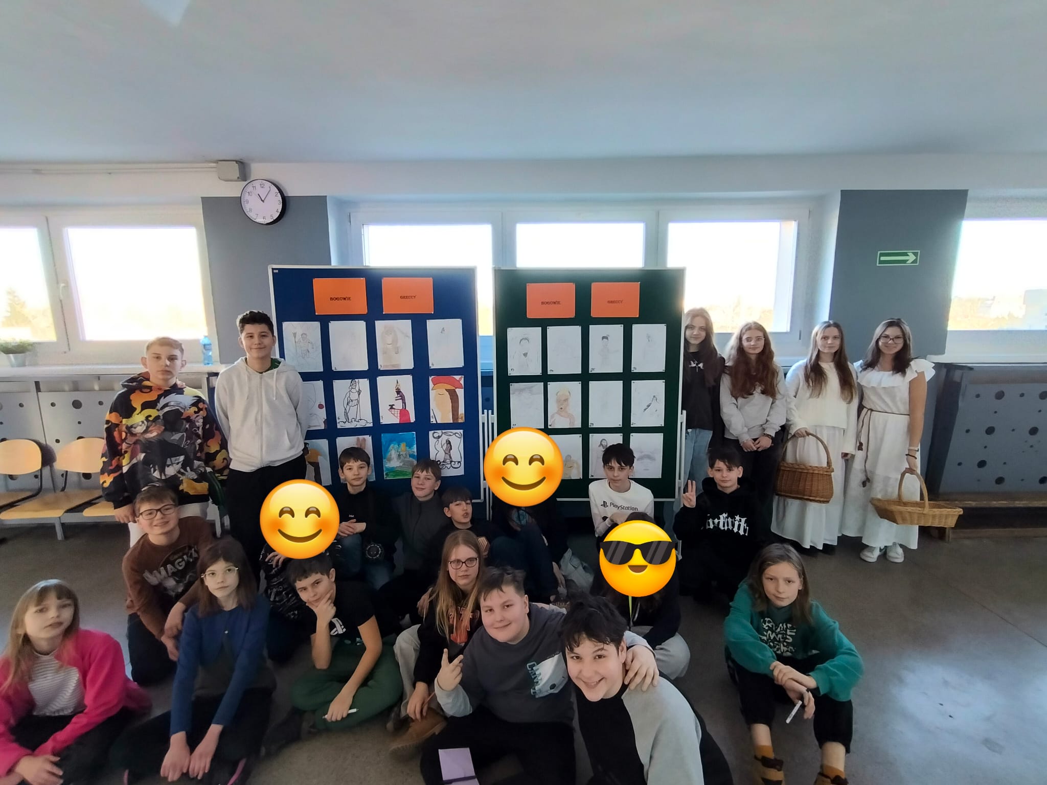 Uczestnicy konkursu na wspólnym zdjęciu