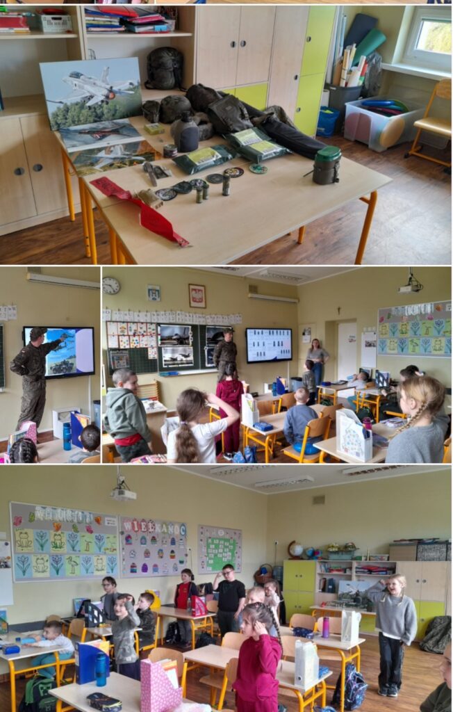 Kolaż ze zdjęć: stół ze sprzętami wojskowymi, wojskowy stojący przy ekranie tłumaczący coś uczniowie siedzący w ławkach, uczniowie salutujący